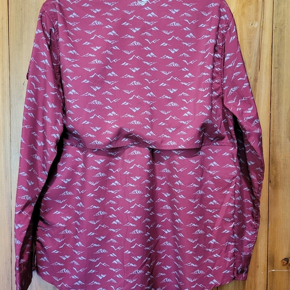 Ocean Coast Red Patterned Button-Up Shirt - Picture 2 of 11